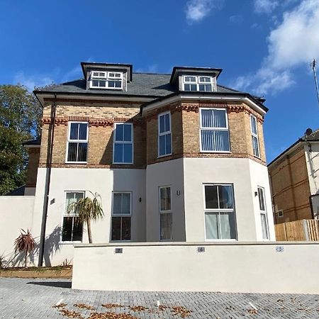 Bright, Vibrant New 1 Bedroom Town Centre Parking Bournemouth Ngoại thất bức ảnh