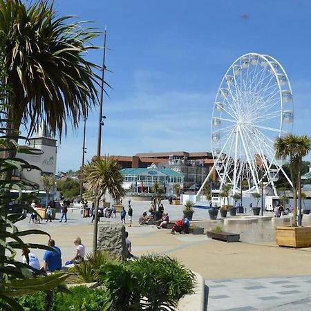Bright, Vibrant New 1 Bedroom Town Centre Parking Bournemouth Ngoại thất bức ảnh